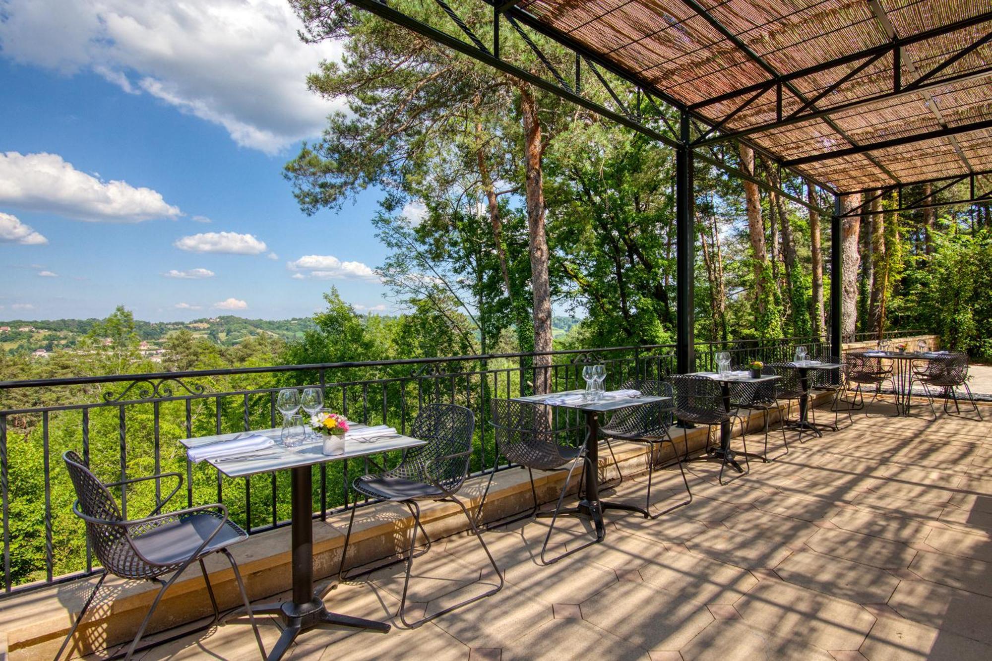 Hotel & Restaurant Le Meysset Sarlat-la-Caneda Exterior photo